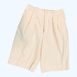 Vintage 80’s90’s Women’s LizSport Corduroy Cream Pleated Shorts
